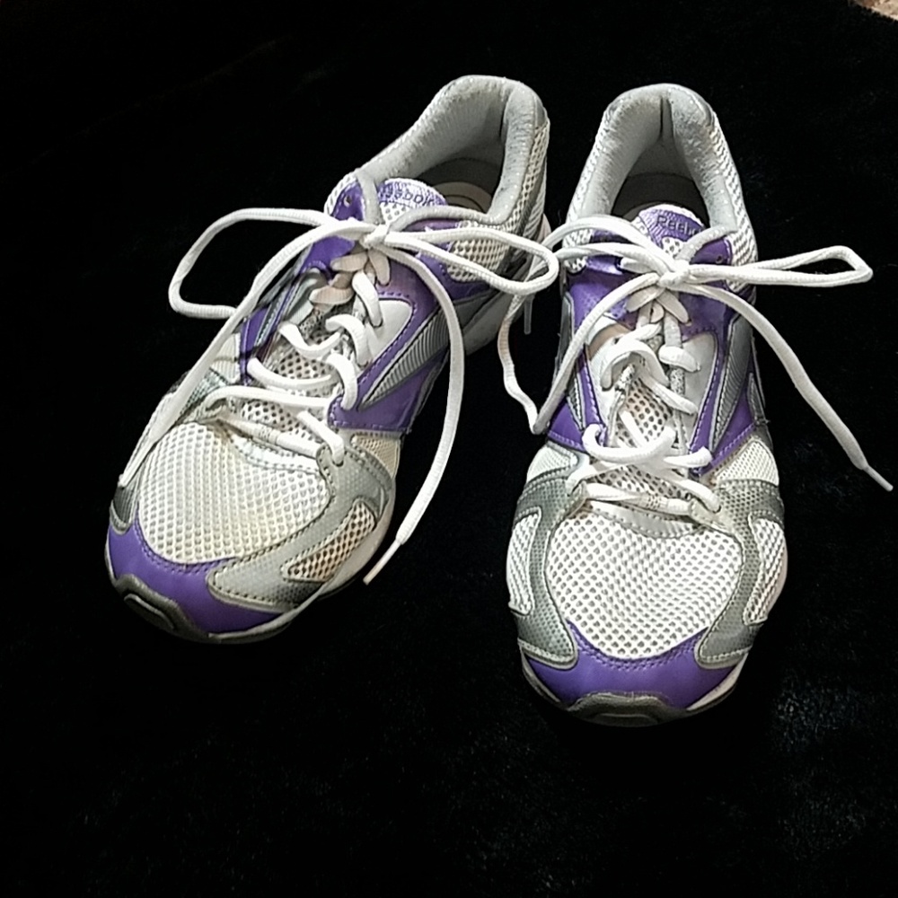 Reebok easytone purple, silver sneakers